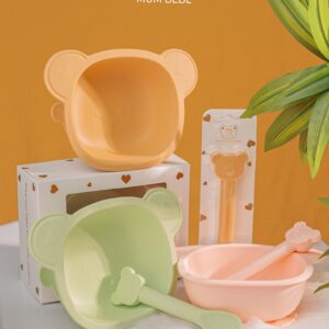 Set bát + thìa ăn dặm Mumbebe rất dễ vệ sinh và đặc biệt không bị ám mùi